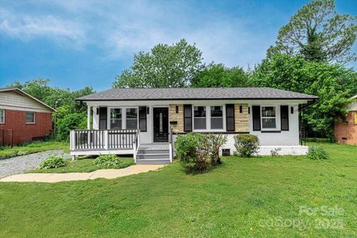 4914 Ridgeley Dr, Charlotte, NC, 28208-1451 | Card Image