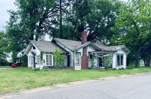 208 Texas St, Sulphur Springs, TX, 75482-3978 | Card Image