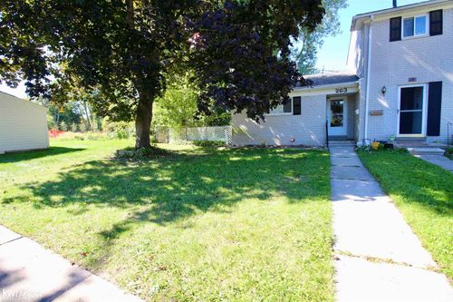 263 Carlson St, Mount Clemens, MI, 48043-1407 | Card Image