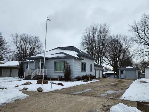 414 N Harrison St, Laurens, IA, 50554-1126 | Card Image