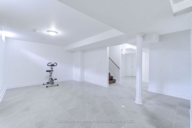27 Beresford Cres, House other with 5 bedrooms, 4 bathrooms and 4 parking in Brampton ON | Image 34