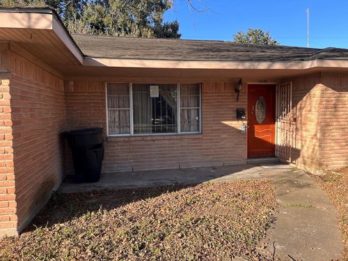 5551 Winding Creek Way, Houston, TX, 77017-6715 | Card Image