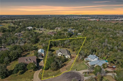 4662 Hidden Springs Way, College Station, TX, 77845-1801 | Card Image