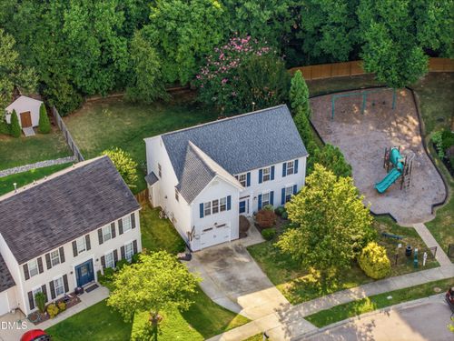 352 Arbor Crest Rd, Holly Springs, NC, 27540-7503 | Card Image