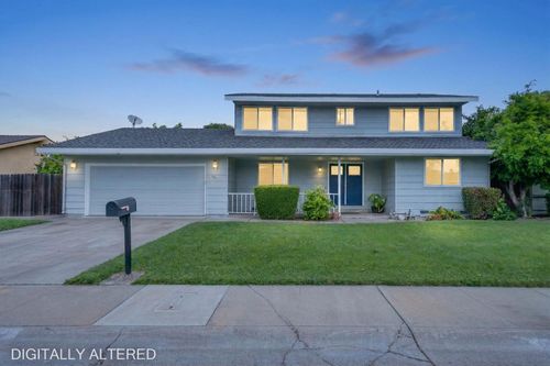 58 Los Gatos Cir, Sacramento, CA, 95831-3422 | Card Image