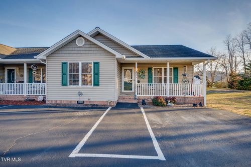 6-205 Dawn Dr, Elizabethton, TN, 37643-6493 | Card Image