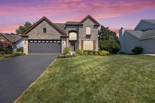 1643 Westwood Dr, Lewis Center, OH, 43035-6097 | Card Image