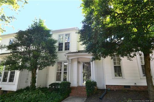 121 Planetree Ln, Cary, NC, 27511-7212 | Card Image