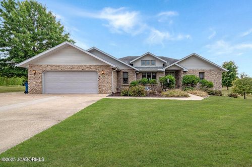 5611 Hemstreet Road, Jefferson City, MO, 65109 | Card Image