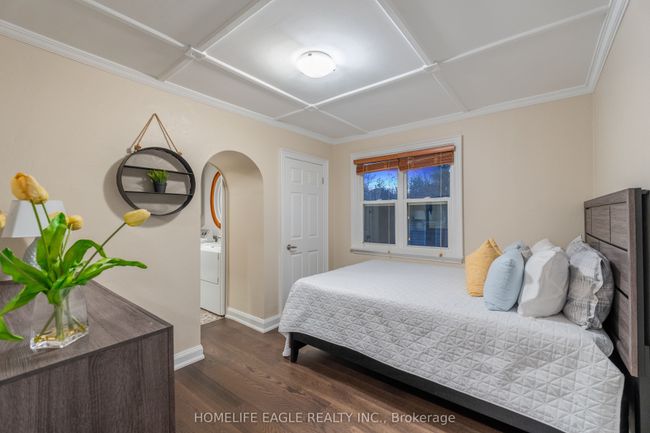 523 Lake Dr E, House other with 4 bedrooms, 3 bathrooms and 5 parking in Willow Beach ON | Image 12