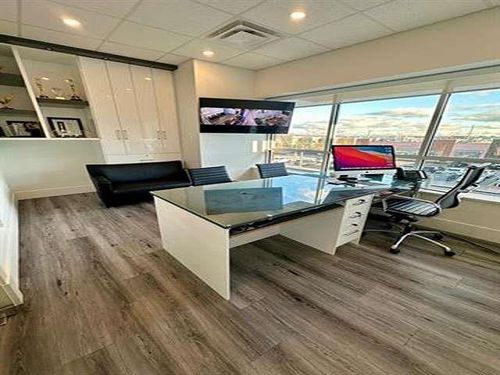 201-8028 128 St, Surrey, BC, V3W4E9 | Card Image