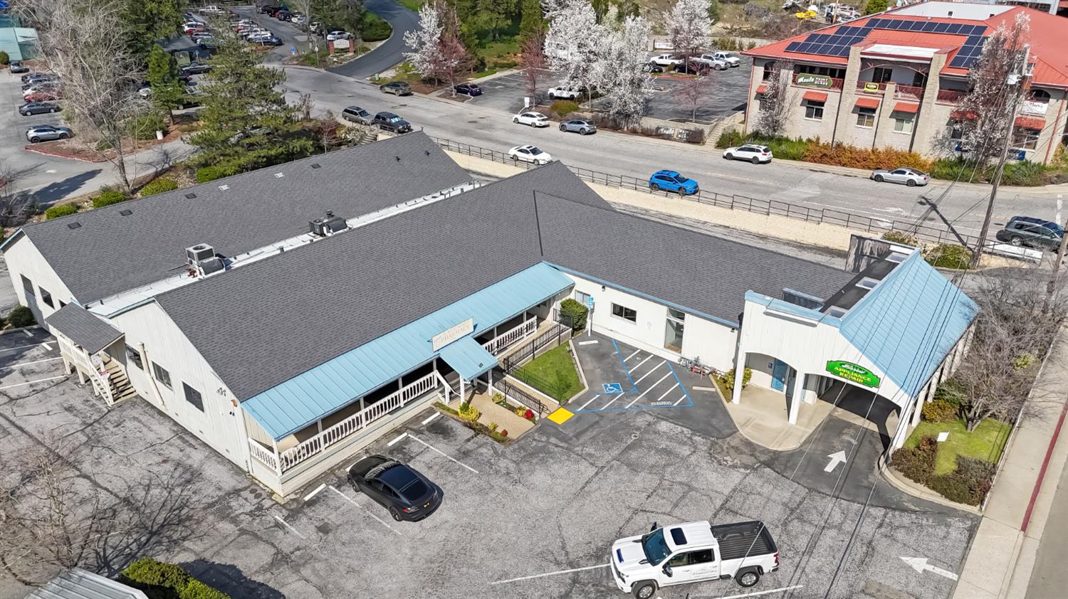 640 E Main St, Grass Valley, CA 95945