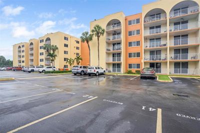 3-126 - 6980 Nw 186th St, Condo with 1 bedrooms, 1 bathrooms and null parking in Hialeah FL | Image 1