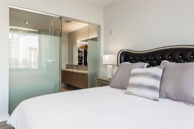 Primary bedroom | Image 10