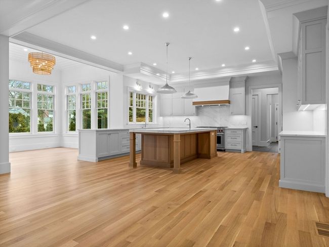7 Mountview Rd, House other with 6 bedrooms, 7 bathrooms and 3 parking in Wellesley MA | Image 6
