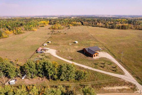 32101 Range Road 50, Rural Mountain View County, AB, T0M0W0 | Card Image