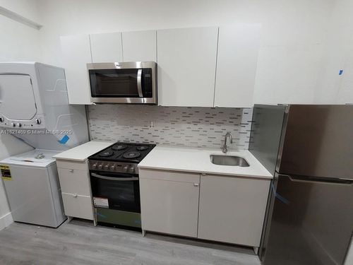 apt-8-734 Sw 4th St, Miami, FL, 33130-2357 | Card Image