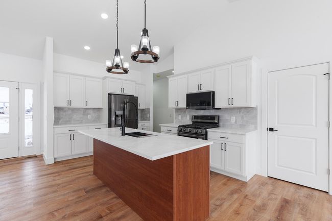 4817 Thompson Heights Blvd, House other with 4 bedrooms, 2 bathrooms and null parking in Adrian MI | Image 7