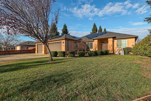 3520 Humbug Dr, Anderson, CA, 96007-3039 | Card Image