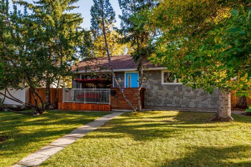 4711 26 Ave Sw, Calgary, AB, T3E0R3 | Card Image