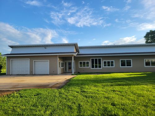 2144 230th Avenue, Milford, IA, 51351 | Card Image