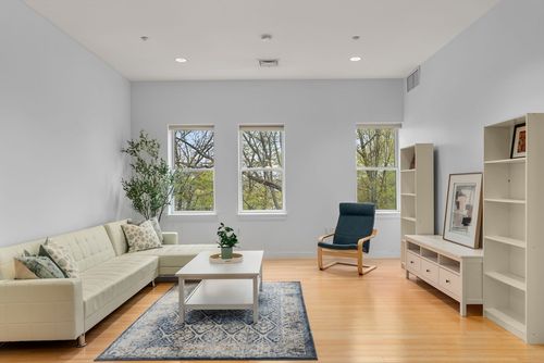 310-99 Chestnut Hill Avenue, Boston, MA, 02135 | Card Image