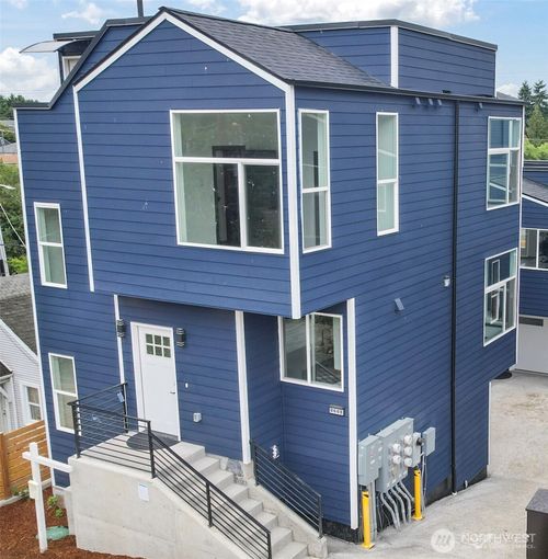 8608 42nd Ave S, Seattle, WA, 98118-4522 | Card Image