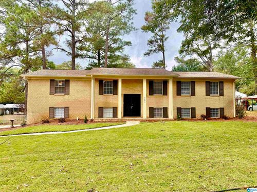 2204 Haden St, HOOVER, AL, 35226-2517 | Card Image