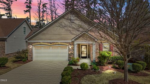 7528 Courtyard Pl, Cary, NC, 27519-6533 | Card Image
