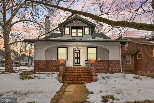 137 Leslie Ave, MERCHANTVILLE, NJ, 08109-2325 | Card Image