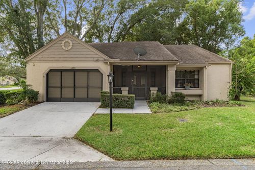 6696 Pin Oak Ct, Spring Hill, FL, 34606-3425 | Card Image