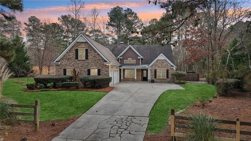 665 Herring Rd, grayson, GA, 30017-1303 | Card Image