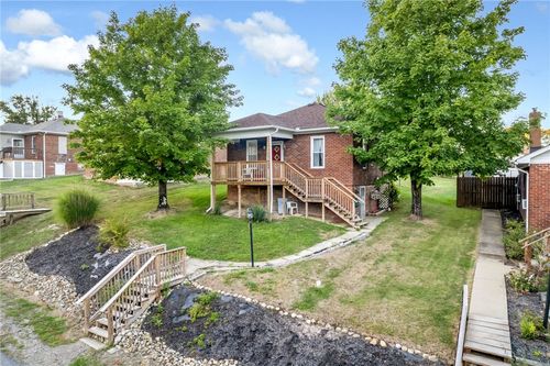 925 Mary St, Langeloth, PA, 15054-1110 | Card Image