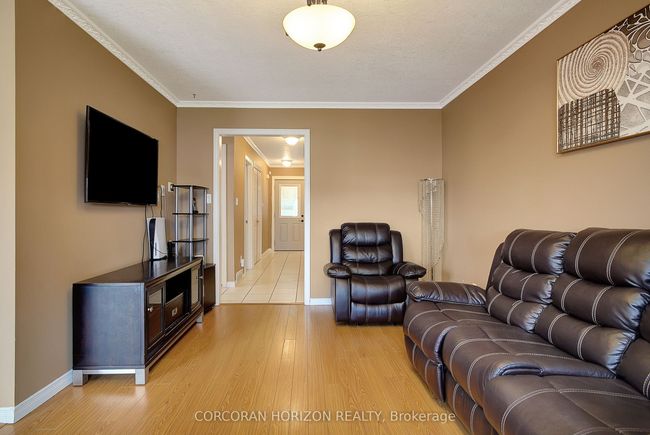 8 Haskell Rd, House other with 4 bedrooms, 2 bathrooms and 2 parking in Cambridge ON | Image 12