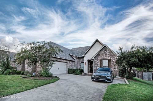 528 Willow Valley Circle, Brandon, MS, 39047 | Card Image