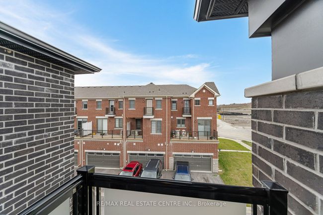 3370 Promenade Thunderbird, House attached with 4 bedrooms, 4 bathrooms and 1 parking in Pickering ON | Image 22
