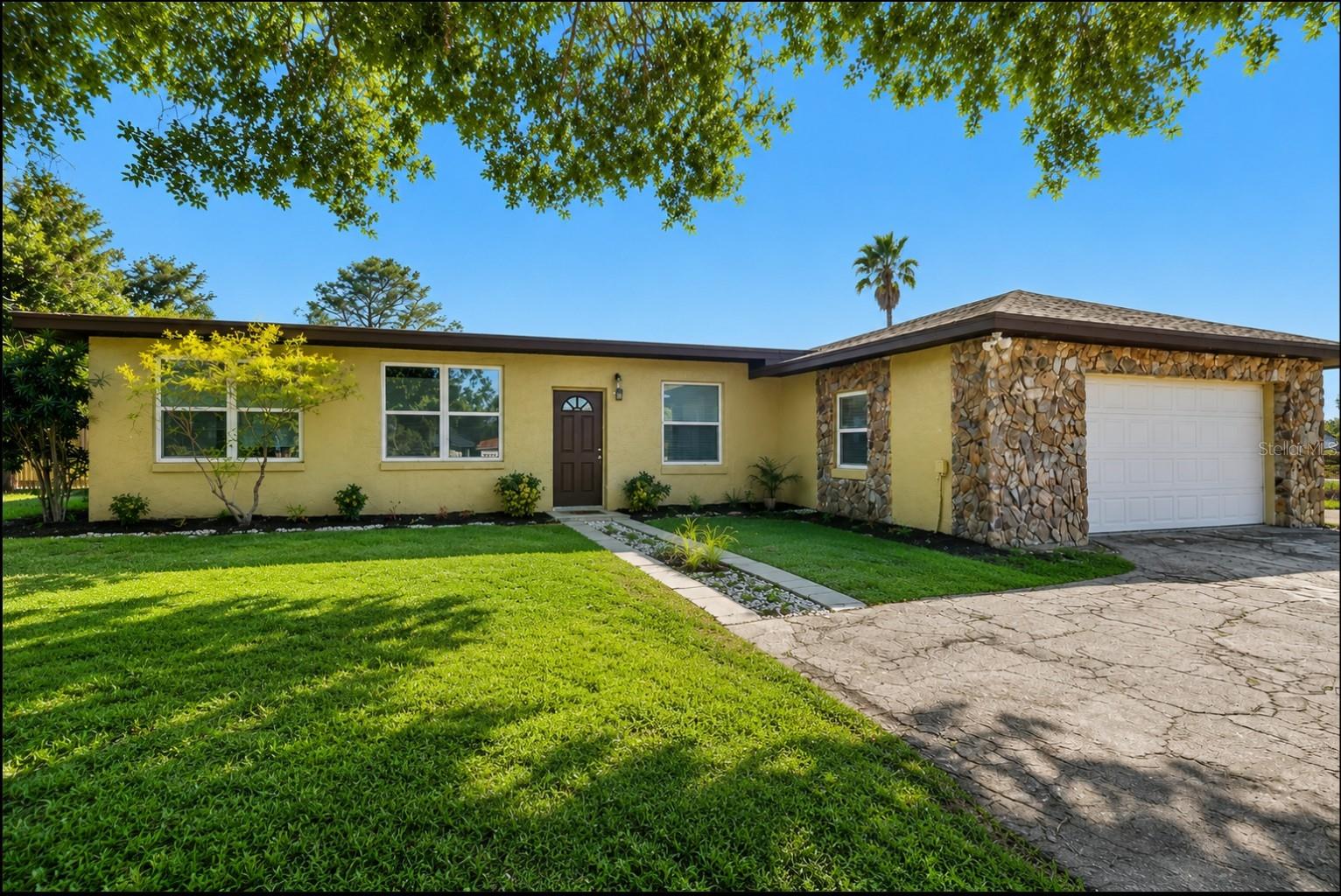 Residential Lease in LAKE WALES 3