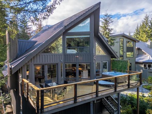 6252 Palmer Dr, Whistler, BC, V8E0C7 | Card Image