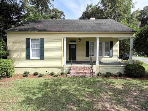 1211 Swift St, Perry, GA, 31069-3558 | Card Image