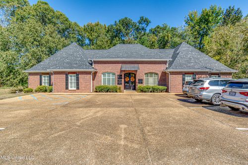 513 Cobblestone Ct, Madison, MS, 39110-9119 | Card Image
