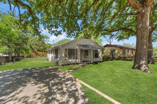 1309 N Elm St, Weatherford, TX, 76086-1823 | Card Image