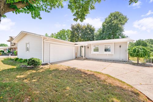 18165 Shamrock Blvd, Green Charter Township, MI, 49307 | Card Image