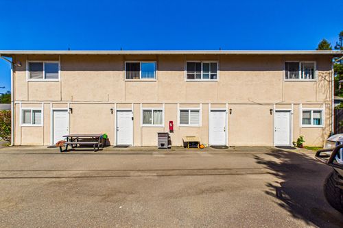 3979 Cedar St, Eureka, CA, 95503-6288 | Card Image