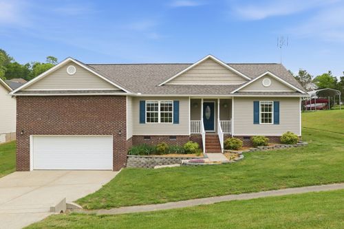 218 Shady Dr, Columbia, TN, 38401-2040 | Card Image