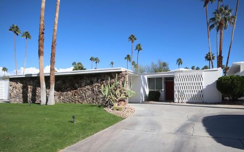 2364 S Skyview Dr, Palm Springs, CA, 92264-9342 | Card Image