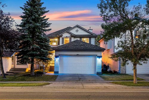 9838 Hidden Valley Dr Nw, Calgary, AB, T3A5K5 | Card Image