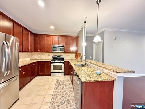 3101 Ramapo Ct, Riverdale, NJ, 07457-1657 | Card Image