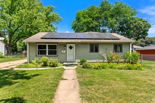114 Meadow Ave, Woodstock, IL, 60098-2547 | Card Image
