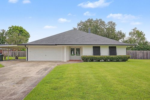 105 Cottonwood Dr, Houma, LA, 70360 | Card Image