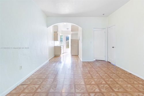 apt-2-835 Alton Rd, Miami Beach, FL, 33139-5516 | Card Image